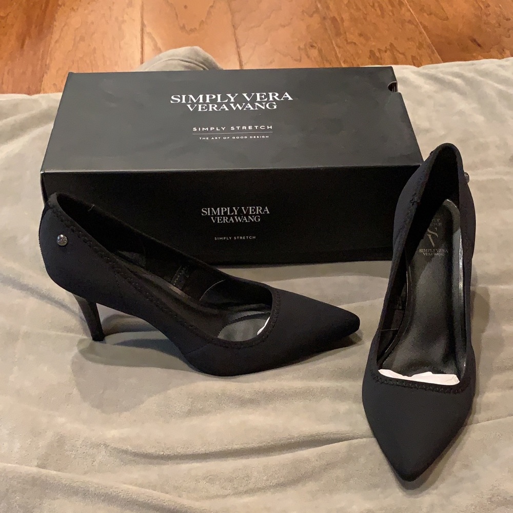 Simply Vera wang heels. Brand new